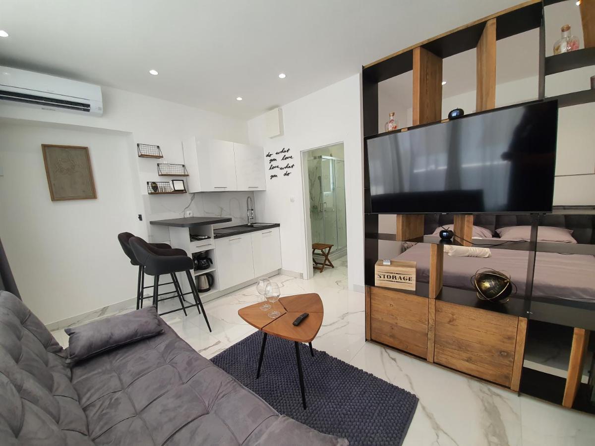 Apartmani Lavin Malinska Exterior foto